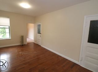 171 Kent St APT 4L, Brooklyn, NY 11222