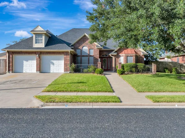 206 Summerwind Dr, Victoria, TX 77904