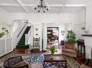 699 E 18th St, Brooklyn, NY 11230
