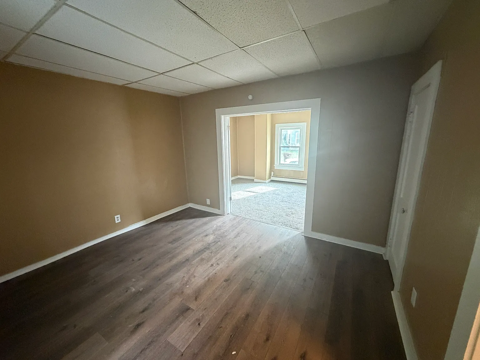 2 bed, $1,300 — Photo 3