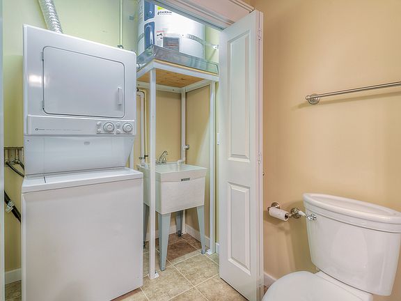 4th image of 708 Market St Unit 710