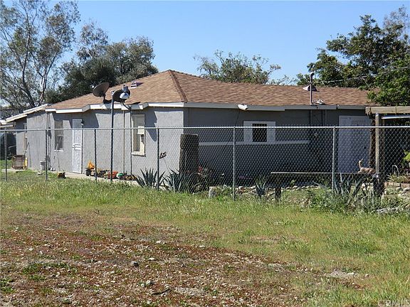 2nd image of 15389 Muscat Ave