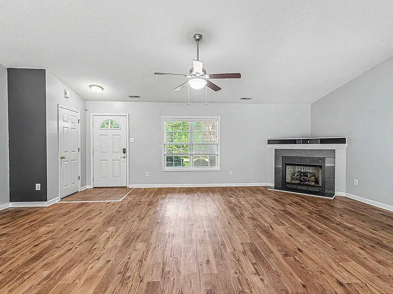 118 Magnolia Ln — Photo 5