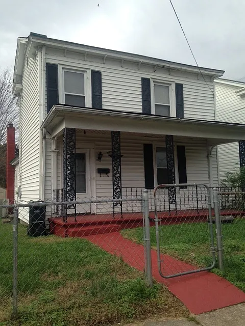 79 Jackson St photo 1