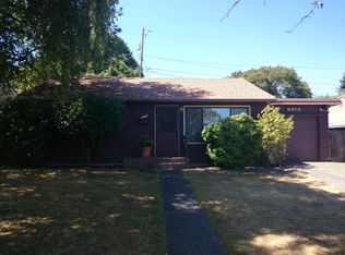 9373 32nd Ave SW, Seattle, WA 98126