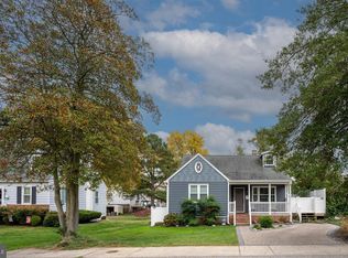 183 Carroll Rd, Pasadena, MD 21122