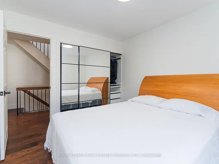 70 Shaftesbury Ave #4 — Photo 21