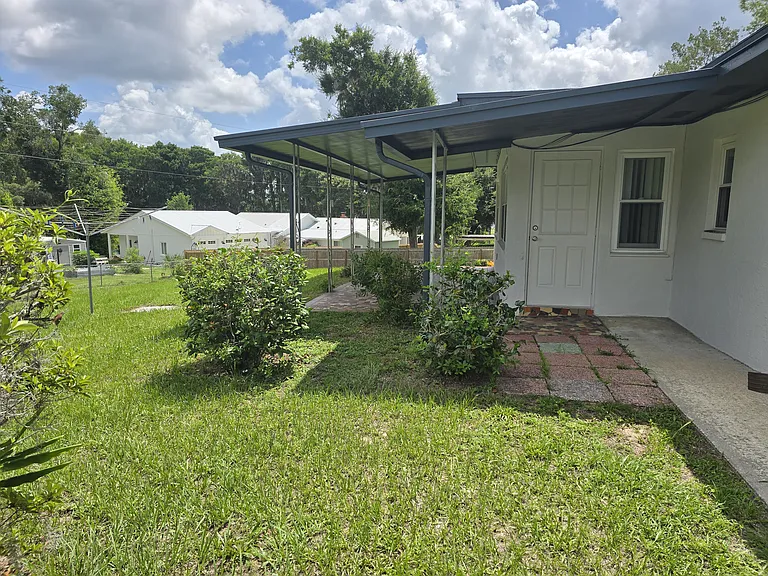 412 Sunset Rd — Photo 12