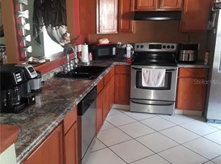 210 Hidden Springs Cir, Kissimmee, FL 34743