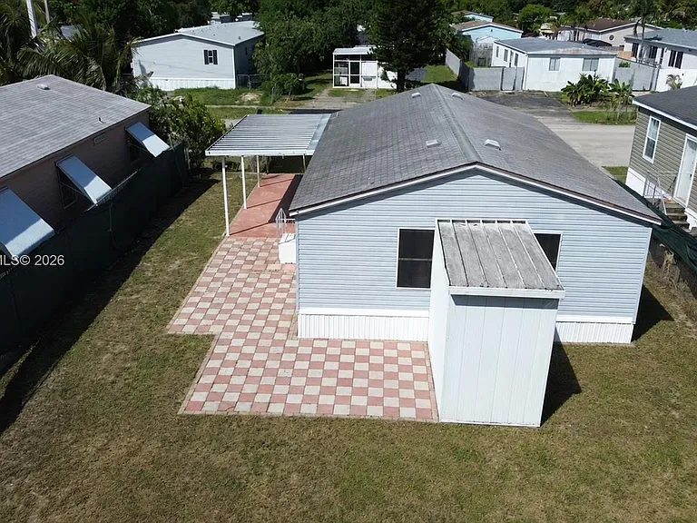 10692 N Branch Rd #0 — Photo 21