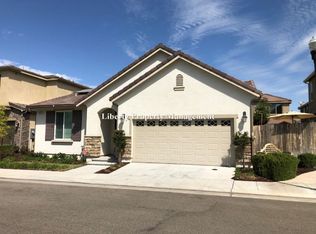 2042 E Corneliuson Dr, Fresno, CA 93730