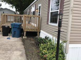 27 Chatham Villa, Chatham, IL 62629