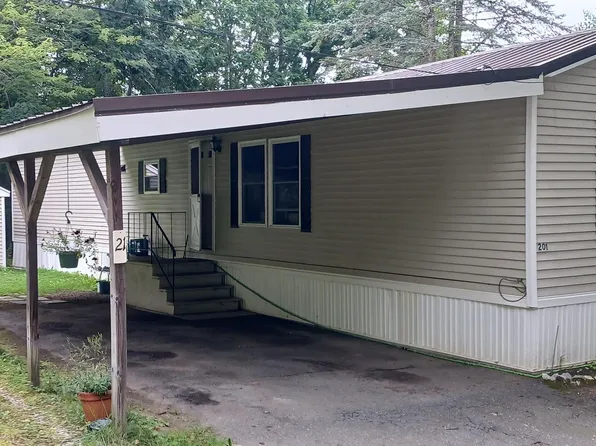 21 Winding Hill, Brattleboro, VT 05301