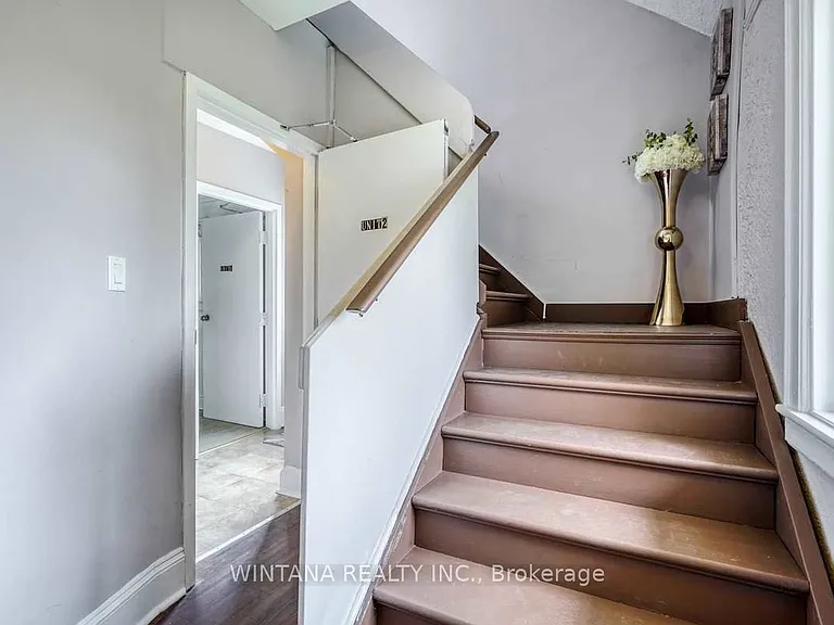 29 Whitman St #UPPER — Photo 7