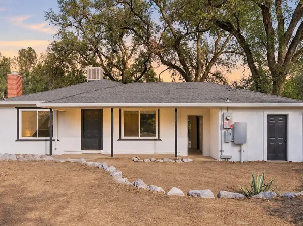 10247 Salmon Creek Rd, Redding, CA 96003