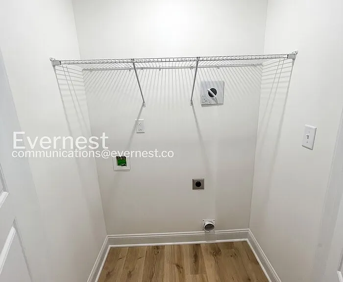 3385 Polly Dr #1 — Photo 14