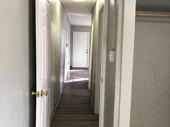 4th image of 1236 Graham Ave