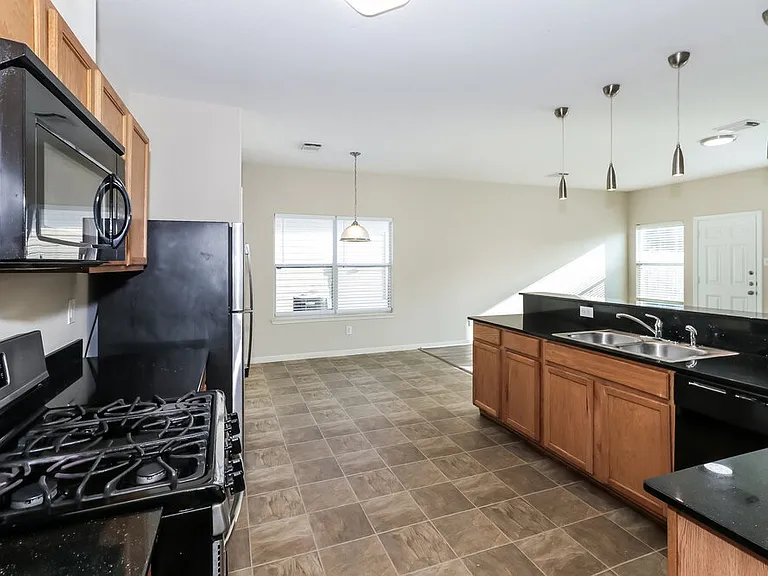 2723 Durham Chase Ln — Photo 8
