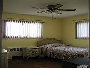 4th image of 19 Gaulton Dr