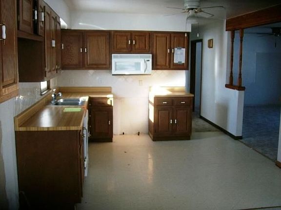 3rd image of 6525 Cleveland Ave