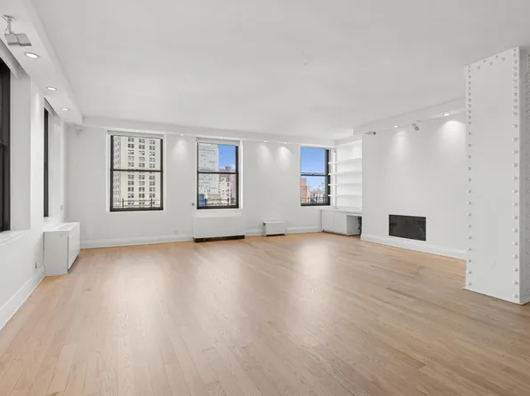 150 Nassau Street image 2 of 16