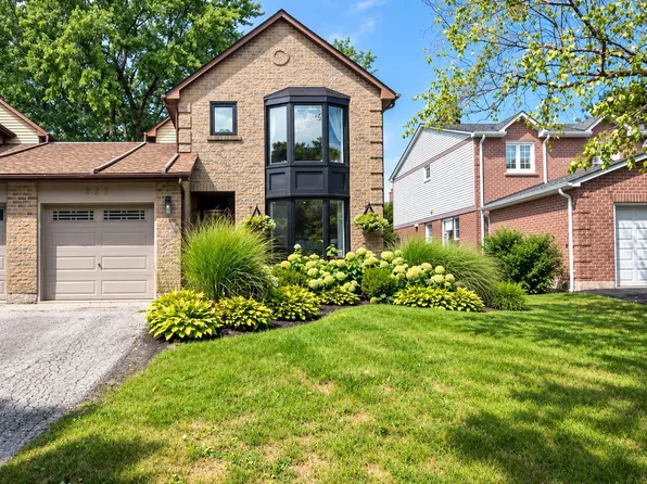 823 Laurier Ave, Milton, ON L9T 4H4
