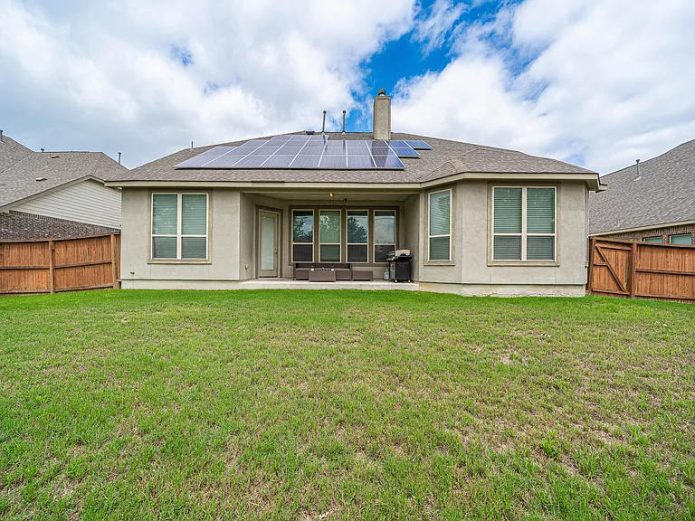 744 Mesa Verde — Photo 30