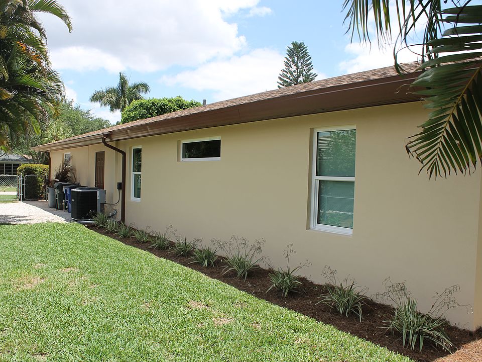 2nd image of 1334 Kingswood Ct