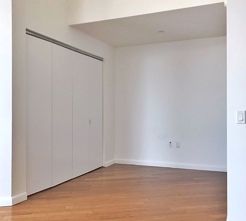 4th image of 66 Rockwell Pl APT 6E