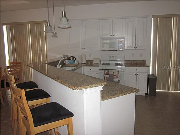5th image of 134 Mestre Pl