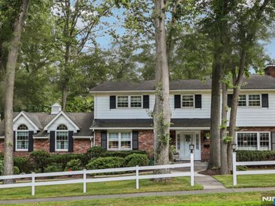 238 Spring Valley Rd, Park Ridge, NJ, 07656