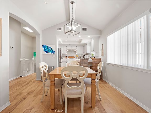 5th image of 2517 Rockefeller Ln #B