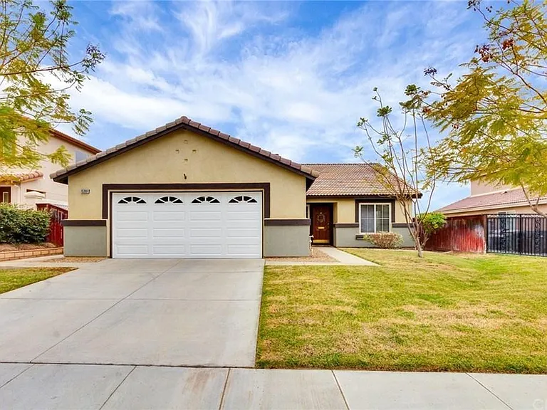 15309 La Palma Way — Photo 1