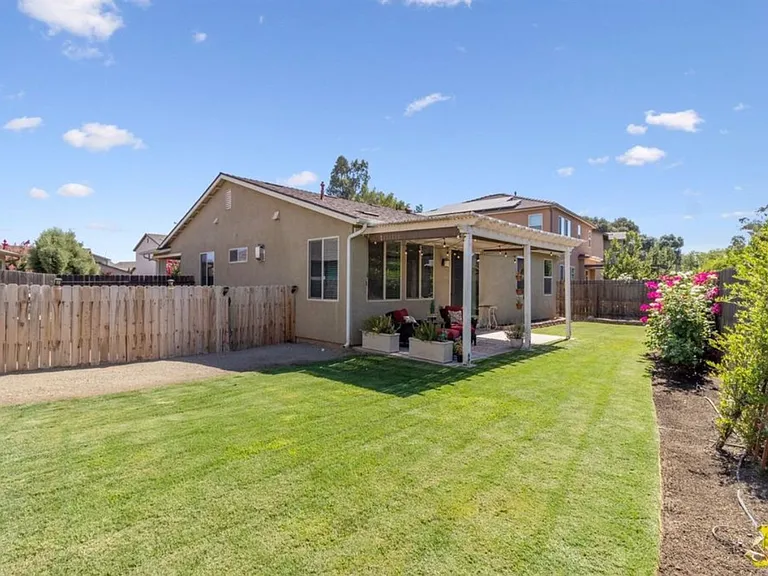 3174 Swift Ave — Photo 15