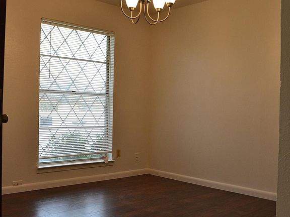 3rd image of 624 Manning Dr