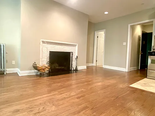 Rented by Corcoran | media 22