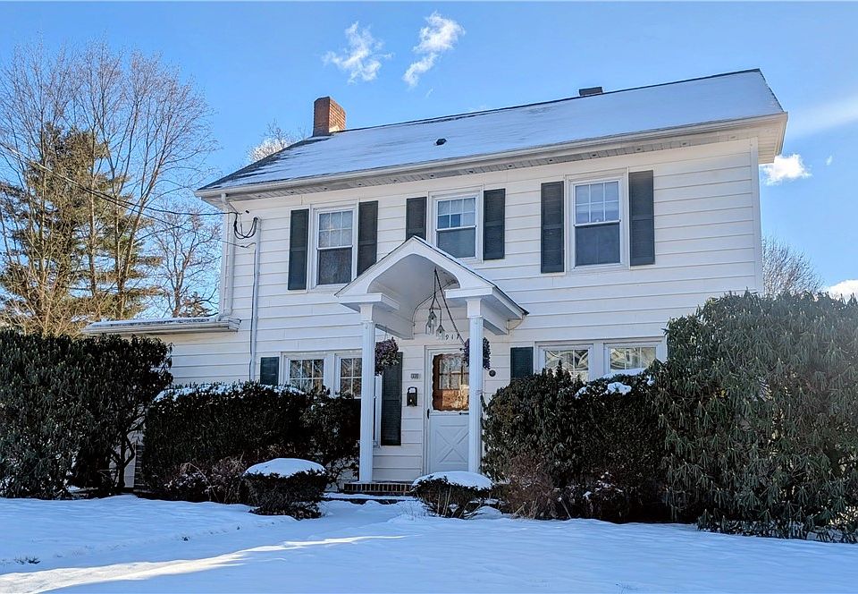 1st image of 917 W Gray St