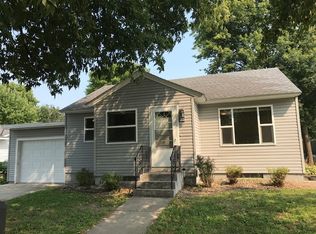 215 Elm St S, Sauk Centre, MN 56378