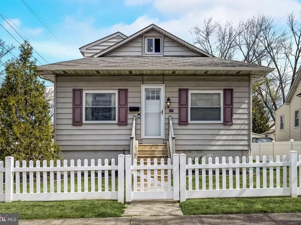 103 S Poplar Ave, Maple Shade, NJ 08052