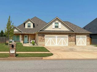 8913 NW 135th Pl, Oklahoma City, OK 73142