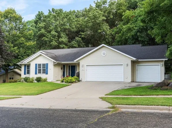 1417 Ridgeview Dr, Reedsburg, WI 53959