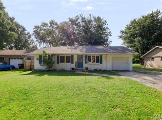515 Mobile St, Brighton, IL 62012