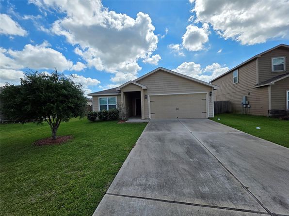 723 Crystal Lakes Dr