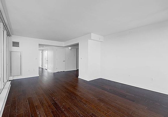 5th image of 400 W 113th St APT 1624