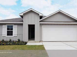 1719 Redchinned Dr, Lockhart, TX 78644