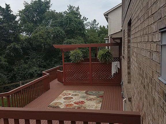 Multi tier deck 
