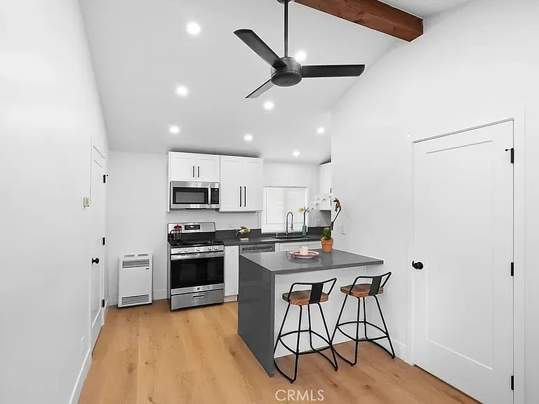 274 Cliff Dr #6 — Photo 10