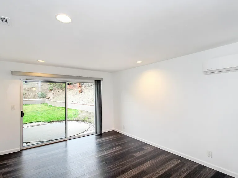 24059 Willow Creek Rd — Photo 14