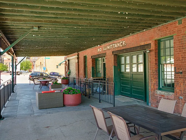 L15 Lofts — Photo 25