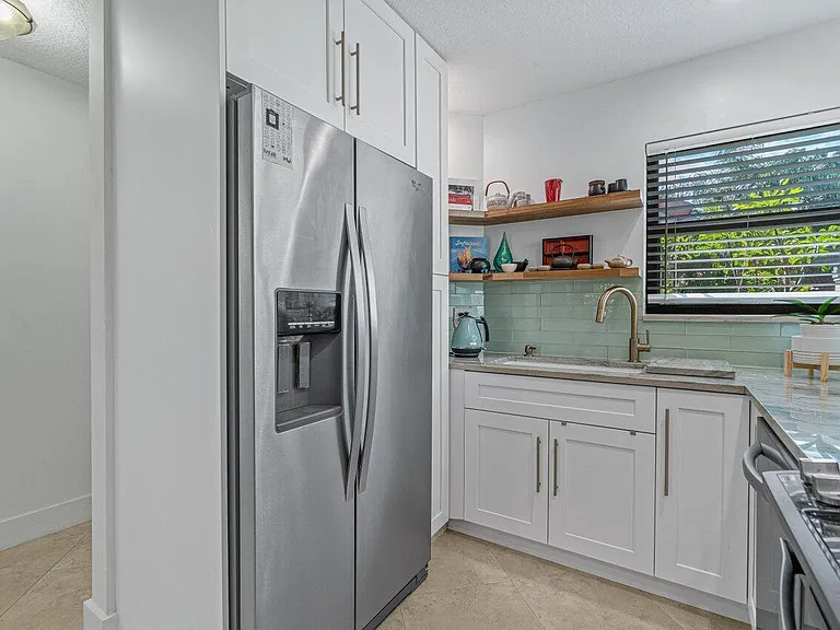 5539 Eton Ct — Photo 9
